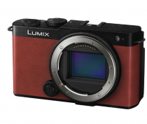 PANASONIC LUMIX DC-S9 Rouge